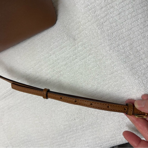 Michael Kors Brown Crossbody chain purse - Picture 15 of 16